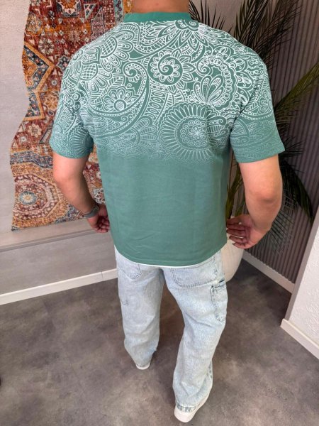 اخضر فاتح