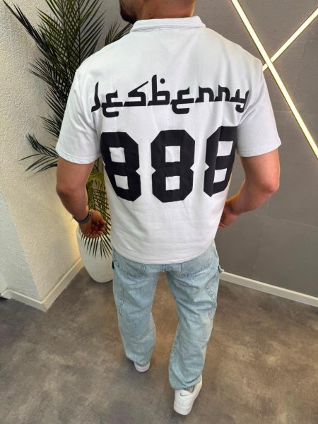 ابيض